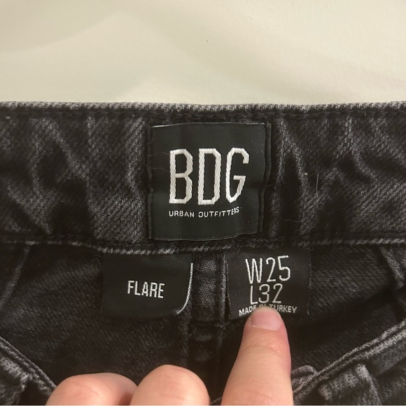 BDG high rise fit and flair jean - Picture 3 of 3